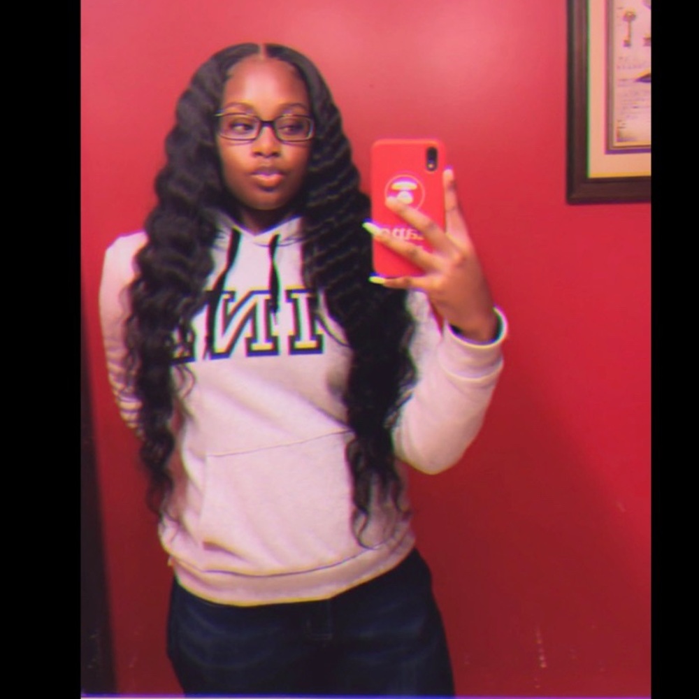 Meet your Posher, Raven